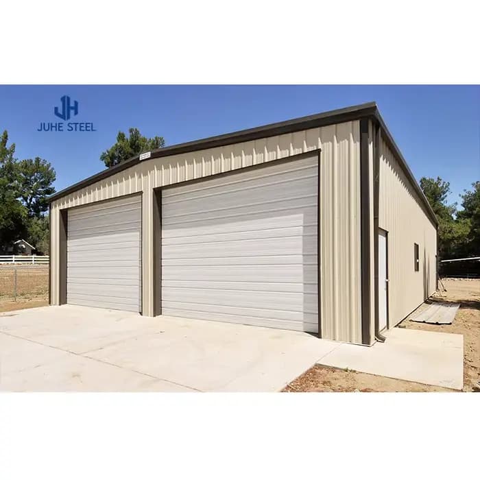 Garage pour voiture en structure acier, hangar en acier galvanisé, petit garage pour stationnement