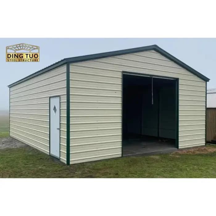 Garage préfabriqué isolé à faible coût