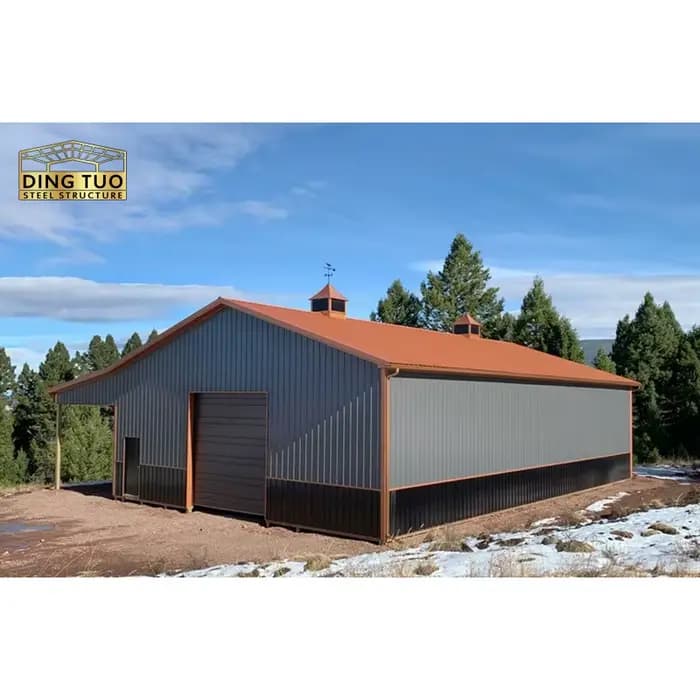 Garage en structure légère en acier