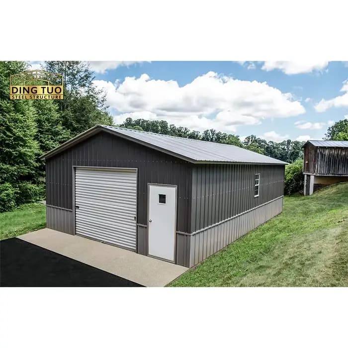 Garage préfabriqué en structure acier