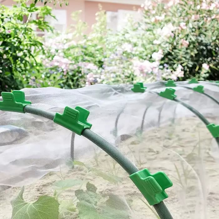 Pince à film pour serre horticole