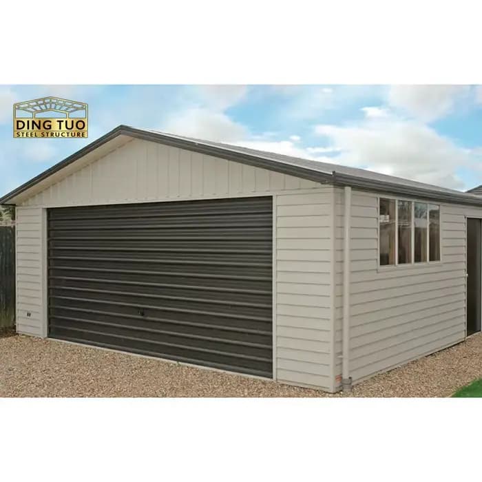 Garage préfabriqué en structure acier
