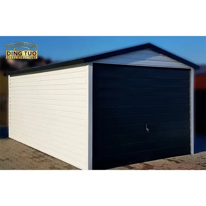 Garage préfabriqué en structure acier