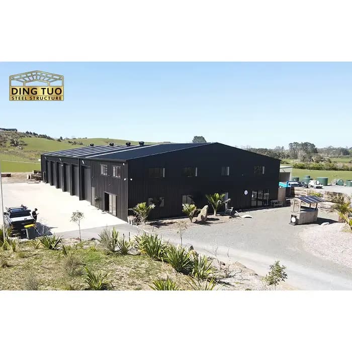 Garage en structure légère en acier