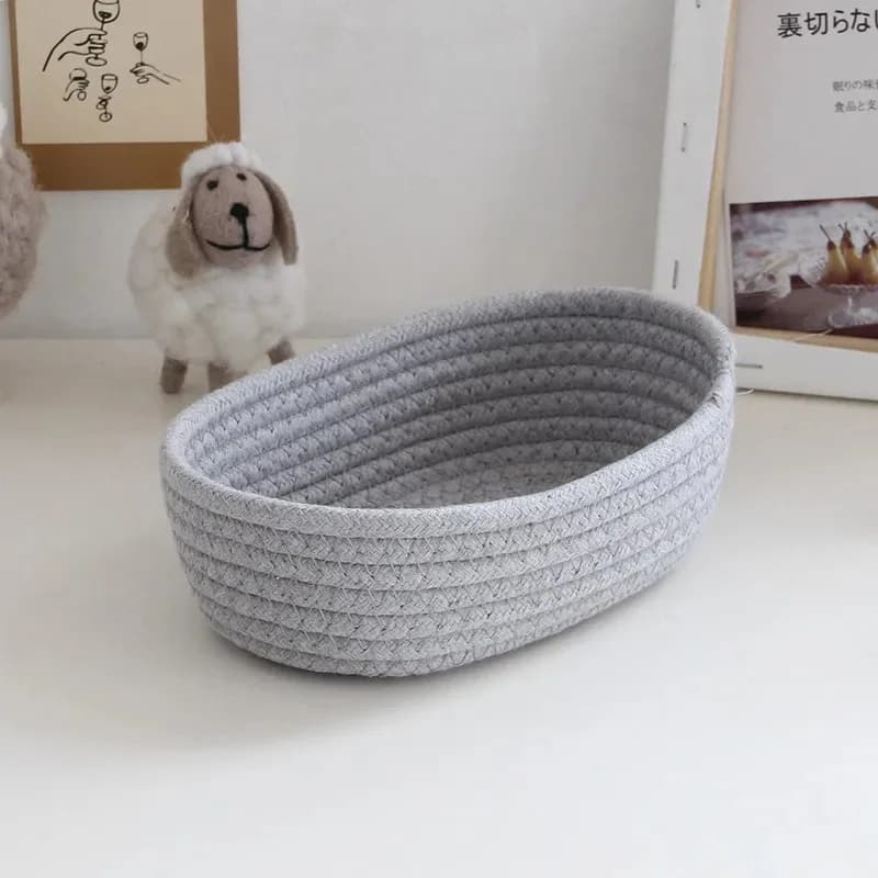 Panier de rangement de bureau, jouets, cosmétiques, boîte de rangement de papeterie de bureau, panier de rangement de fil de coton tissé à la main, panier en forme de bateau