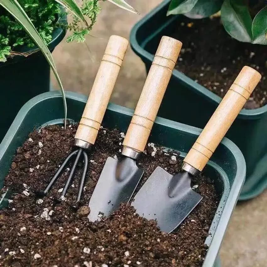 Ensemble d'outils de jardinage miniatures, 3 pièces/1 ensemble, outils de jardinage portables de petite taille avec poignées, pelle, râteau, outils de jardinage d'intérieur, outils de plantation de fl