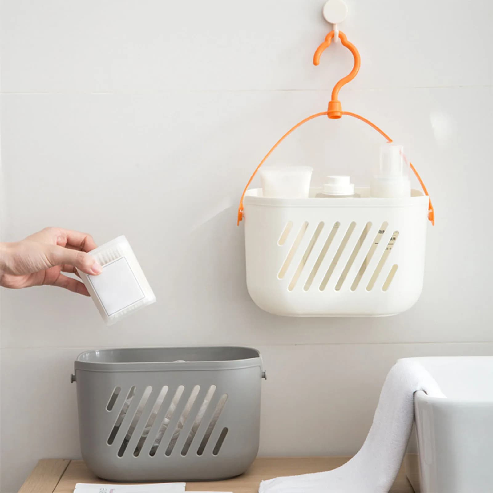 Panier de rangement suspendu en plastique, organisateur suspendu gain de place, paniers de salle de bain, organisateur de rangement domestique pour salle de bain et cuisine