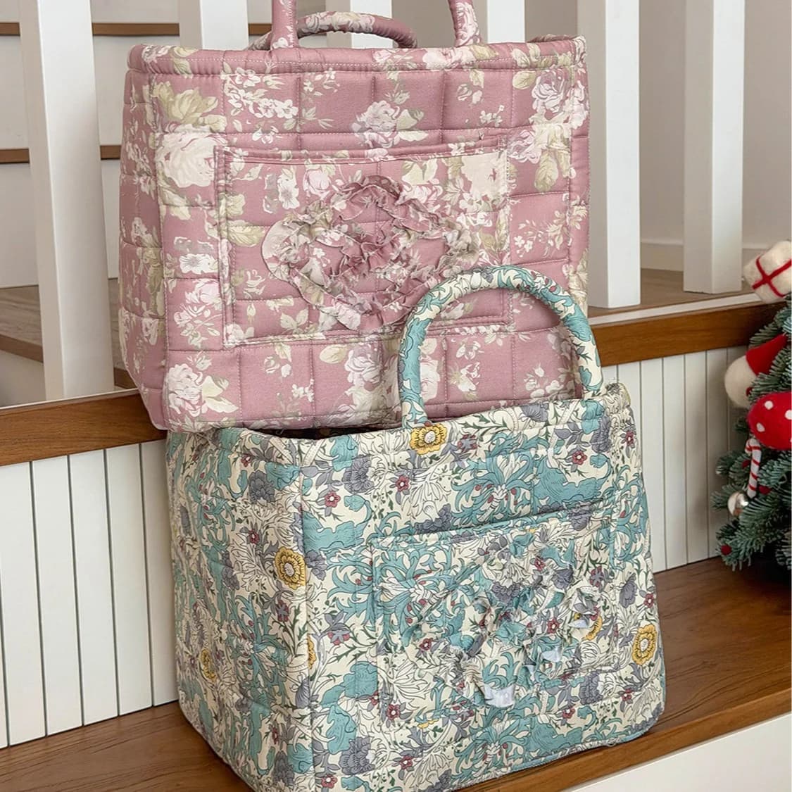 Panier de rangement matelassé de la série Grand Jardin de Fleurs, Organisateur de bureau pour collations et articles divers, Panier à linge grande capacité