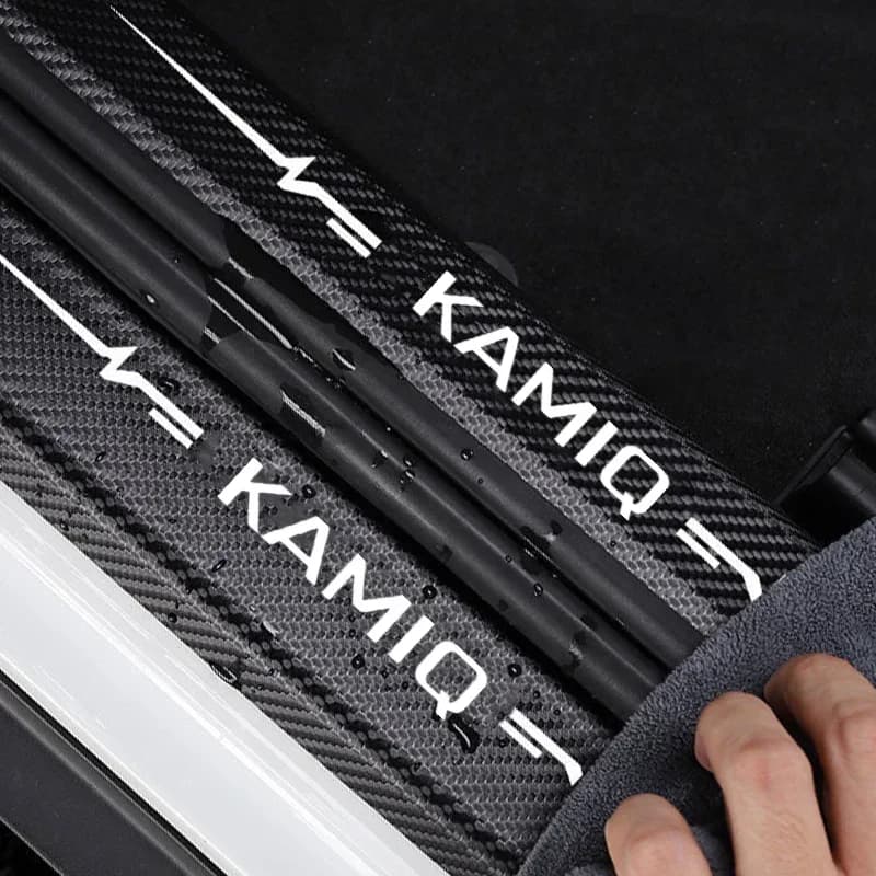 Protecteur de pare-chocs arrière de voiture, autocollants décoratifs, Skoda Octavia VRS FABIA KAMIQ KAROQ KODIAQ RAPID SCALA SUPERB, 1PC