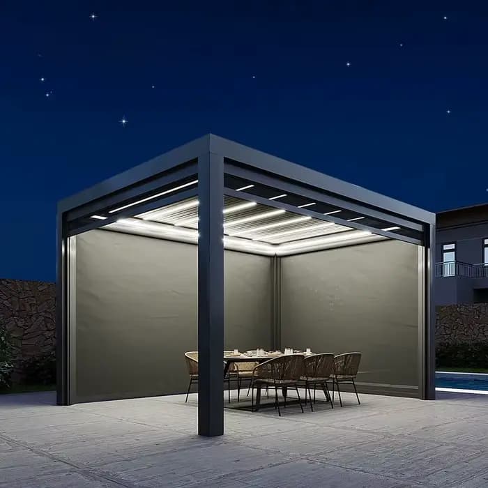 Pergola automatique en aluminium à lames orientables avec auvents bioclimatiques pour ombrage extéri