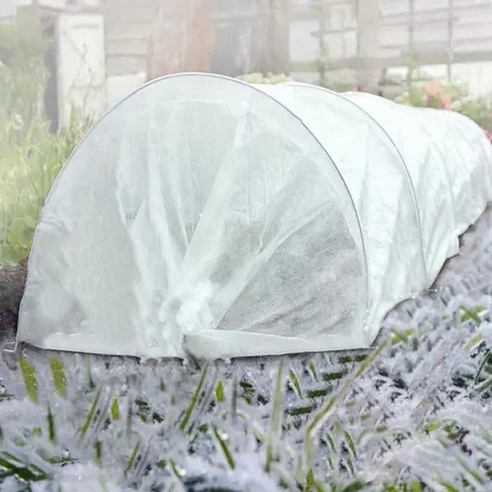 Arceaux de serre adaptés aux tunnels végétaux larges