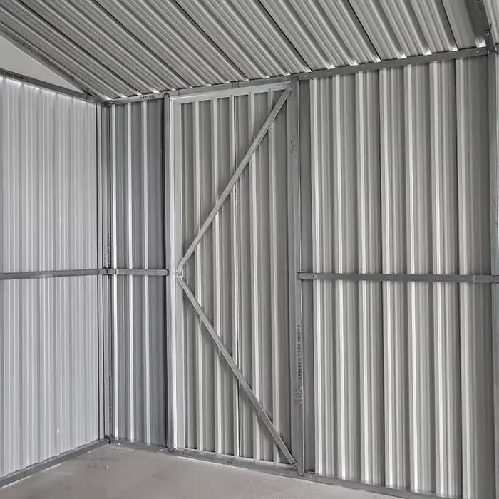 Abri de jardin moderne en métal avec fenêtre