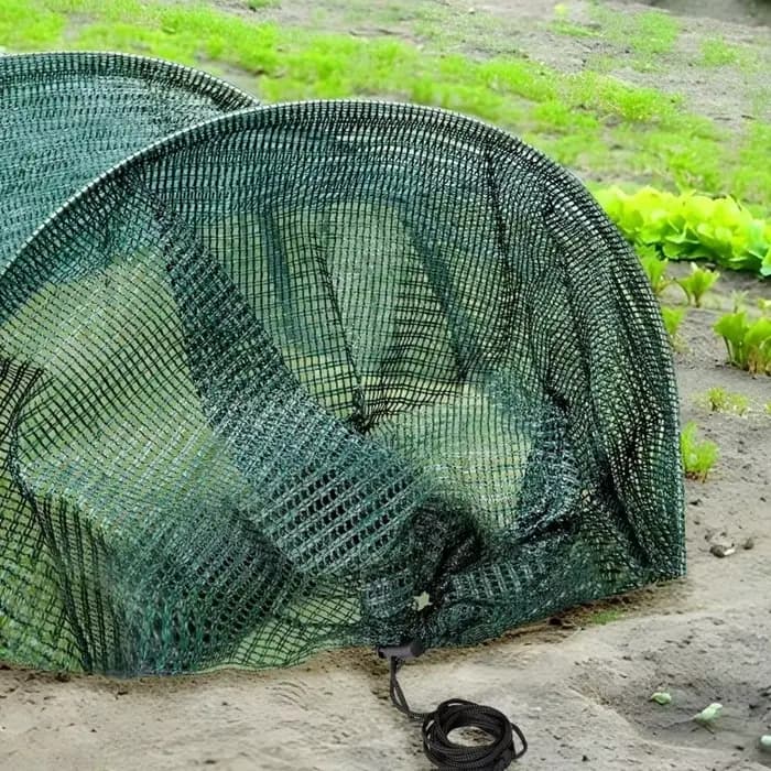 Serre tunnel pliable verte avec protection UV en maille verte
